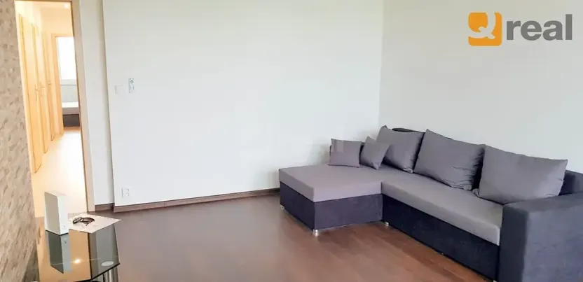 Pronájem bytu 3+1, Praha - Petrovice, Rezlerova, 73 m2