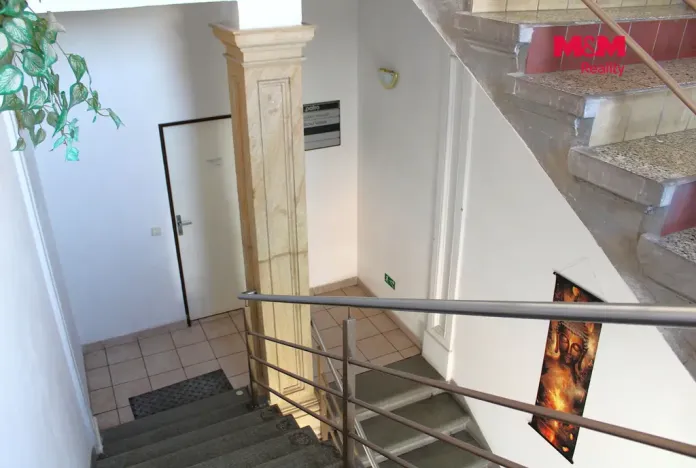 Pronájem kanceláře, Nová Paka, Komenského, 27 m2