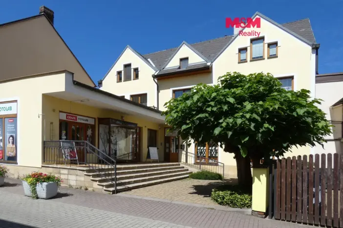 Pronájem obchodního prostoru, Čáslav - Čáslav-Staré Město, Formíkova, 67 m2
