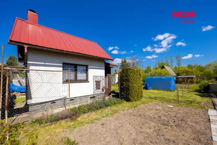 Prodej chaty, Hradec Králové - Slatina, 385 m2