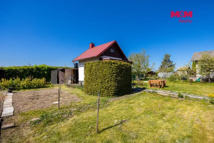 Prodej chaty, Hradec Králové - Slatina, 385 m2