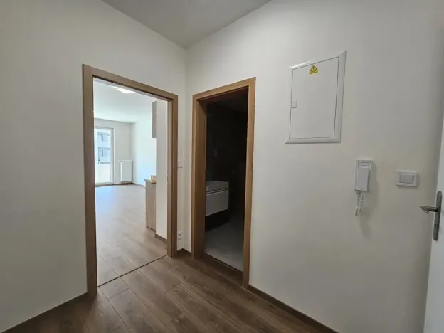 Pronájem bytu 1+kk, Praha - Vysočany, Gerstelova, 33 m2