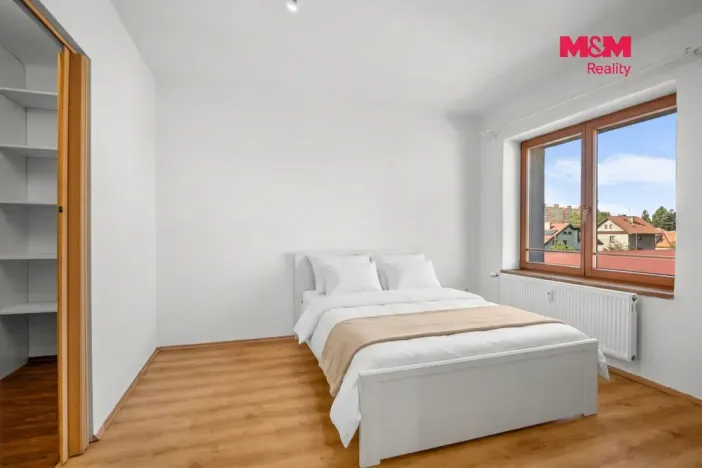 Pronájem bytu 2+kk, Praha - Bohnice, Bohnická, 48 m2