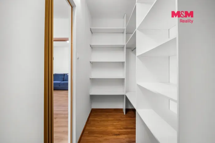 Pronájem bytu 2+kk, Praha - Bohnice, Bohnická, 48 m2