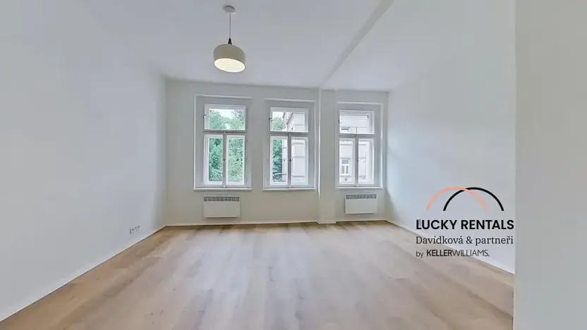Pronájem bytu 1+1, Praha - Podolí, U Kublova, 41 m2
