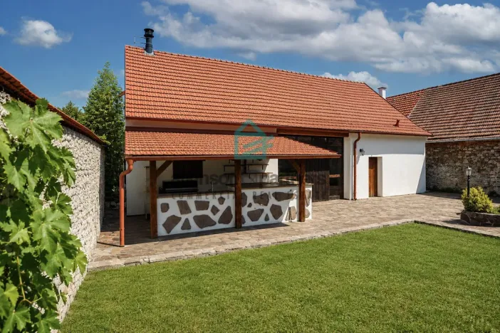 Prodej chaty, České Budějovice - České Budějovice 7, nám. Bratří Čapků, 450 m2