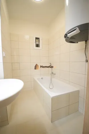 Pronájem bytu 2+1, Praha - Nusle, U gymnázia, 55 m2