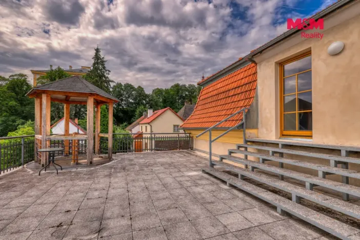 Prodej historického objektu, Manětín - Rabštejn nad Střelou, 1250 m2
