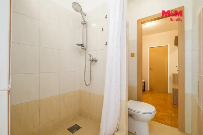 Prodej bytu 3+1, Klášterec nad Ohří, Školní, 66 m2