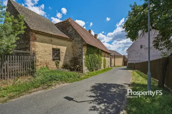 Prodej rodinného domu, Liběšice - Dolní Chobolice, 1081 m2