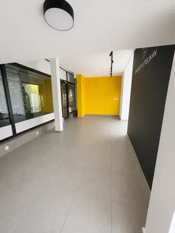 Pronájem obchodního prostoru, Karlovy Vary, T. G. Masaryka, 97 m2