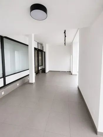 Pronájem obchodního prostoru, Karlovy Vary, T. G. Masaryka, 97 m2