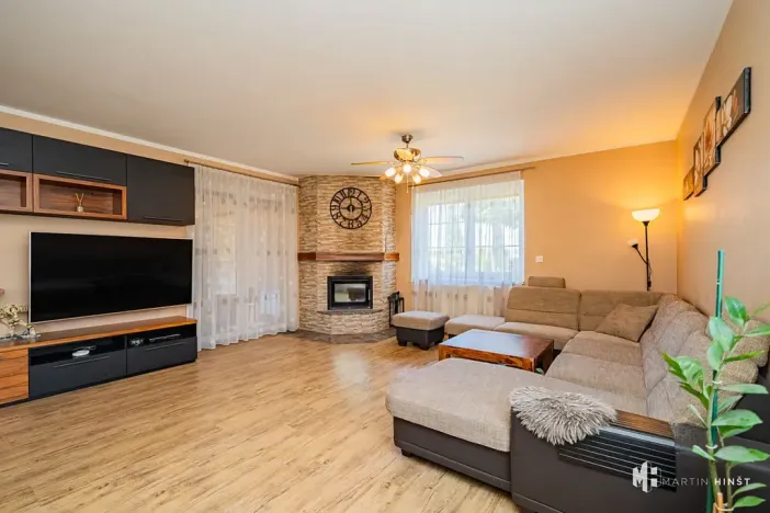 Prodej rodinného domu, Měšice, Na Blatech, 153 m2