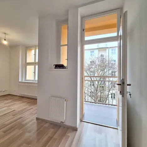 Pronájem bytu 3+kk, Praha - Žižkov, Roháčova, 80 m2