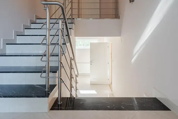 Prodej rodinného domu, Benátky, 241 m2