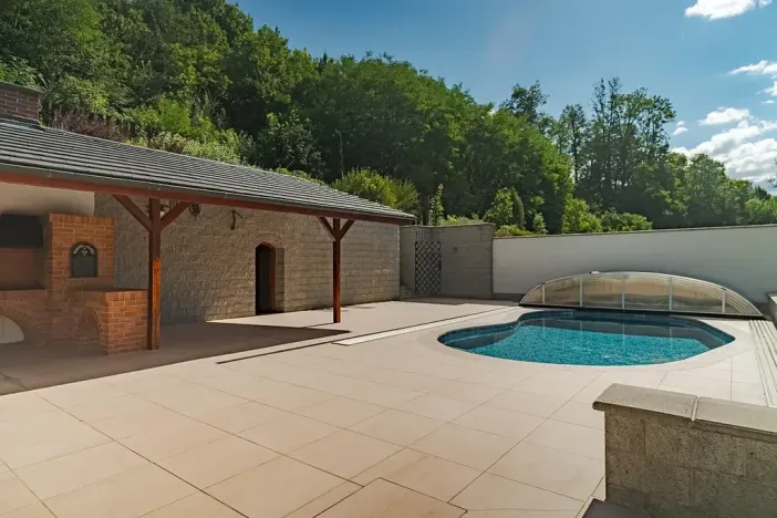 Prodej rodinného domu, Benátky, 241 m2