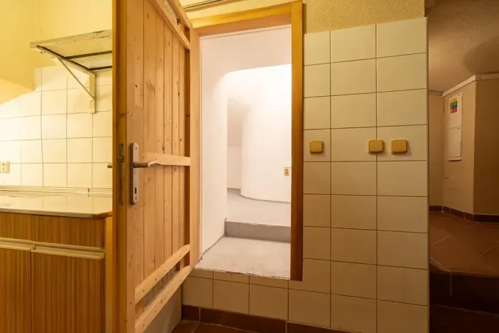 Pronájem obchodního prostoru, Praha - Nové Město, Palackého, 126 m2