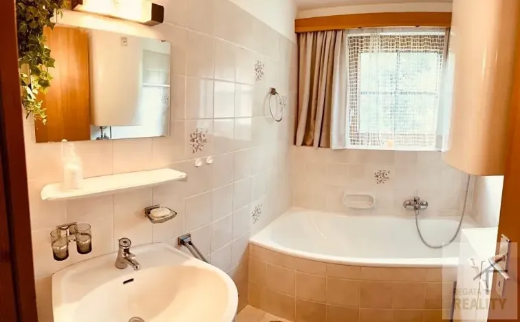 Prodej bytu 3+kk, Bad Breisig, Německo, Wiedweg, 64 m2