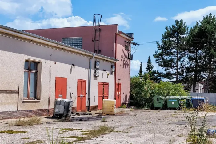 Prodej komerční nemovitosti, Žatec, 3347 m2