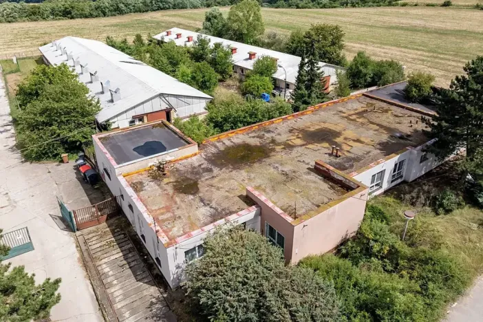 Prodej skladu, Žatec, 3347 m2