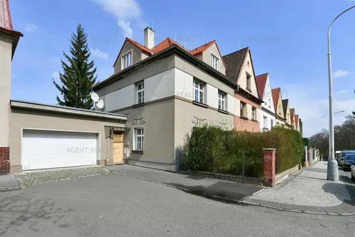 Pronájem bytu 3+kk, Praha - Břevnov, 8. listopadu, 80 m2