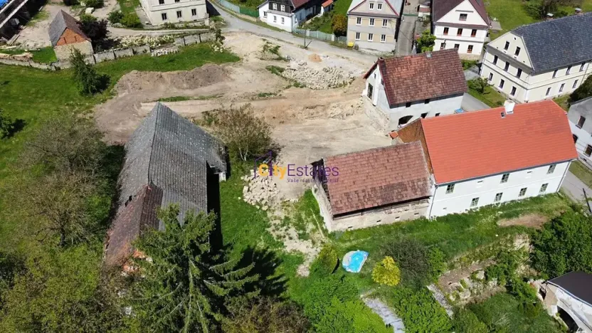 Prodej rodinného domu, Tuhaň, 700 m2