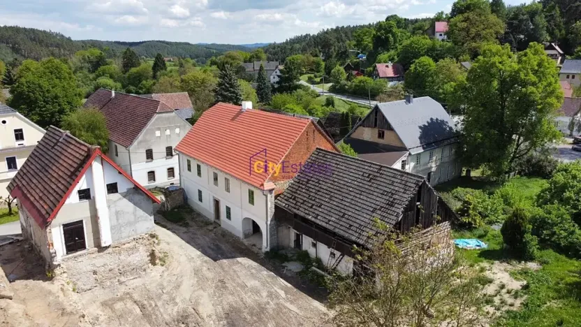 Prodej rodinného domu, Tuhaň, 700 m2