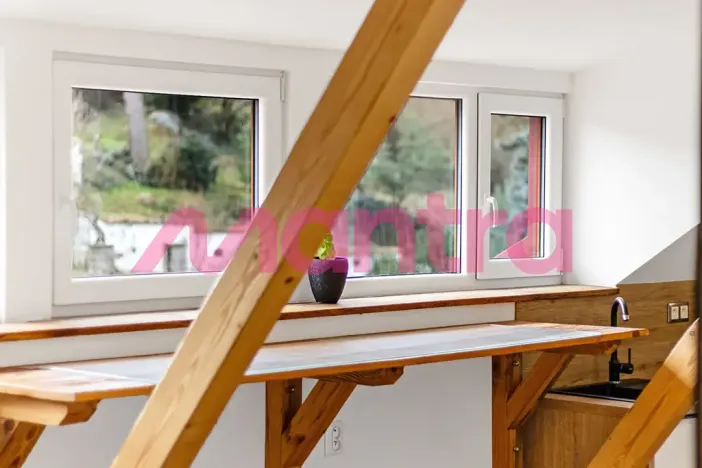 Prodej vícegeneračního domu, Praha, V Podbabě, 90 m2