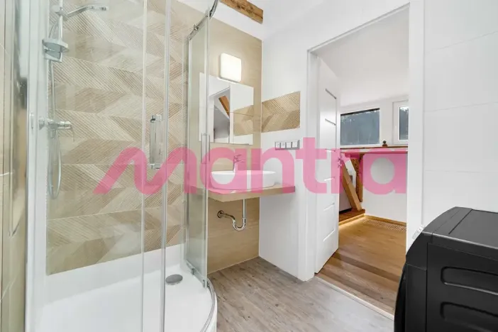Prodej vícegeneračního domu, Praha, V Podbabě, 90 m2