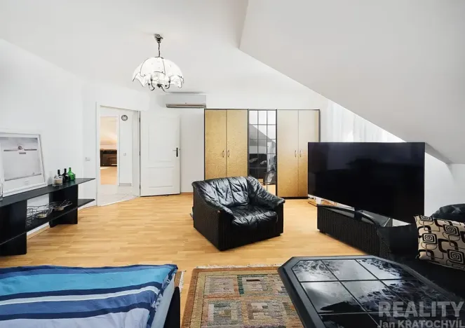 Prodej rodinného domu, Jesenice, Lázeňská, 320 m2