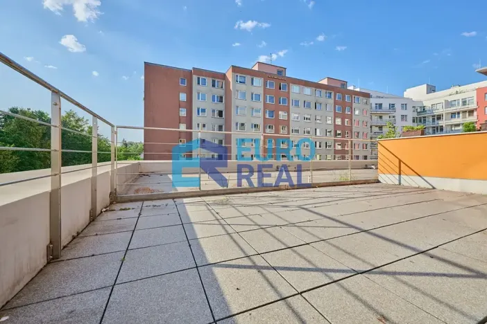 Pronájem bytu 2+1, Praha - Hlubočepy, Werichova, 65 m2