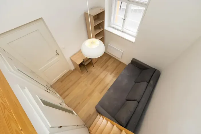 Pronájem komerční nemovitosti, Praha - Smíchov, Grafická, 29 m2