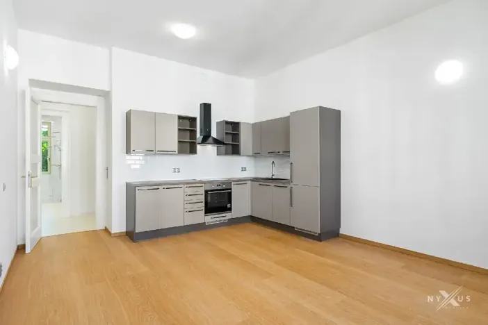 Pronájem bytu 2+kk, Praha - Vinohrady, Máchova, 47 m2