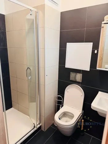 Pronájem bytu 1+kk, Praha - Modřany, Mezi vodami, 37 m2