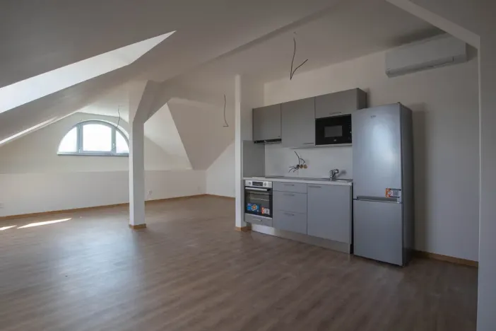 Pronájem činžovního domu, Říčany, 17. listopadu, 63 m2