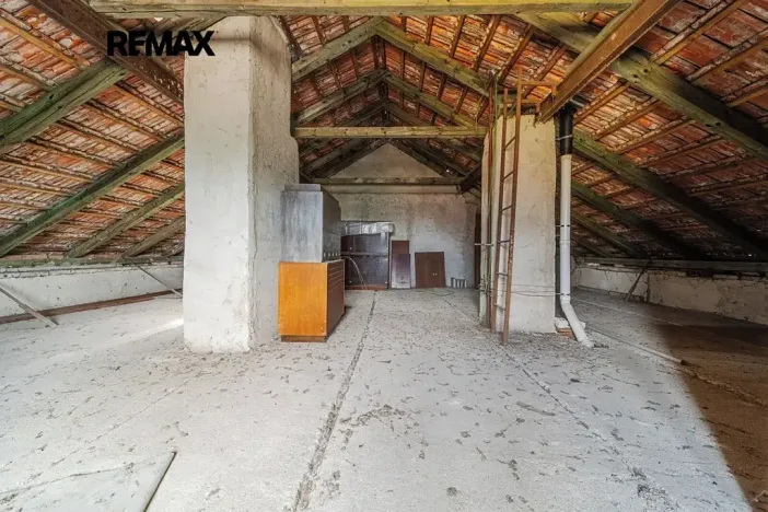 Prodej rodinného domu, Hrušovany u Brna, Vodní, 190 m2