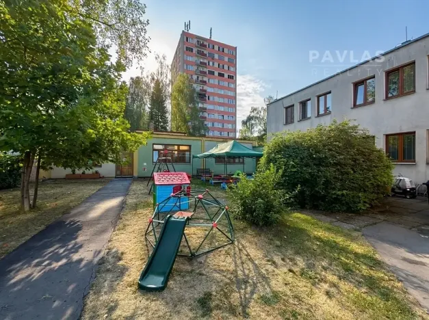 Pronájem ordinace, České Budějovice, Zachariášova, 1000 m2