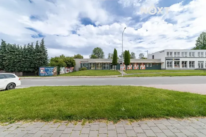 Pronájem obchodního prostoru, Karviná, tř. Těreškovové, 142 m2