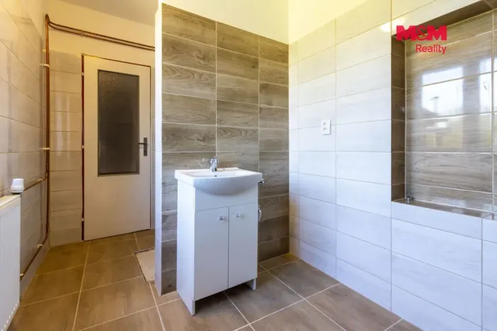 Pronájem rodinného domu, Bušovice - Sedlecko, 300 m2