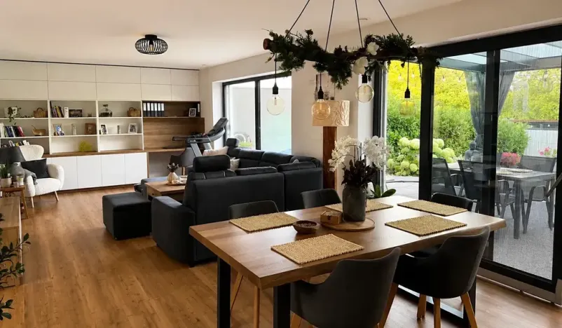 Pronájem rodinného domu, Holubice, 130 m2
