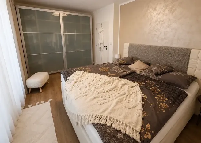 Pronájem rodinného domu, Holubice, 130 m2