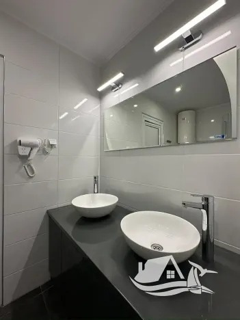 Prodej bytu 4+kk, Nesebar, Bulharsko, 76 m2