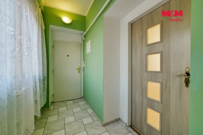 Pronájem bytu 1+kk, Cheb, Růžová, 27 m2