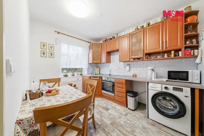 Prodej rodinného domu, Dolní Čermná, 220 m2