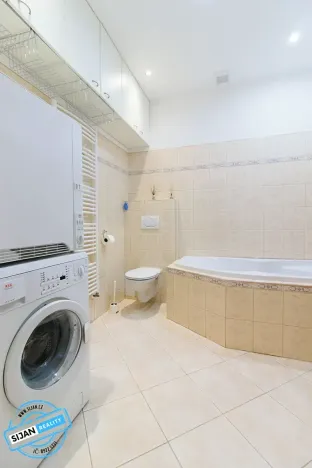 Prodej bytu 1+1, Krnov, Revoluční, 48 m2