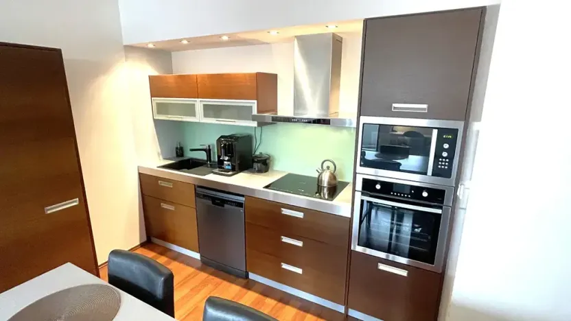 Prodej bytu 3+kk, Jesenice, Cedrová, 95 m2
