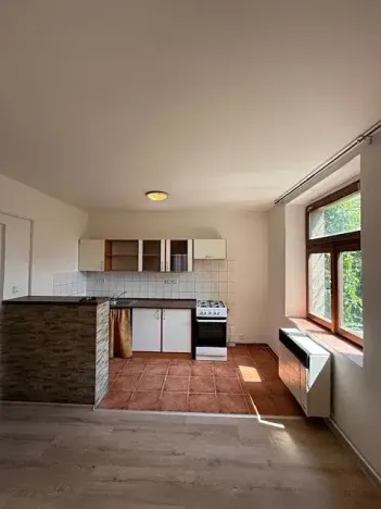 Pronájem bytu 1+kk, Český Brod, Želivského, 52 m2