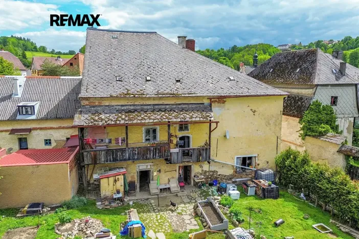 Prodej rodinného domu, Úterý, 677 m2