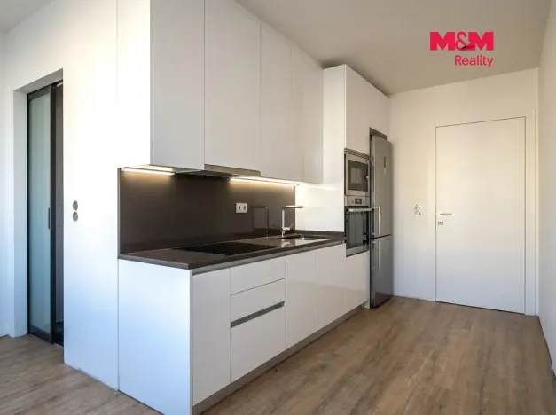 Prodej bytu 3+1, Strakonice - Strakonice II, Dukelská, 76 m2