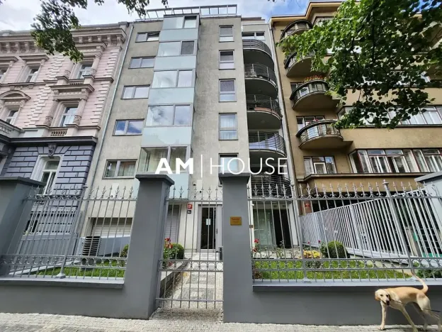 Pronájem bytu 3+kk, Praha - Bubeneč, Ovenecká, 77 m2